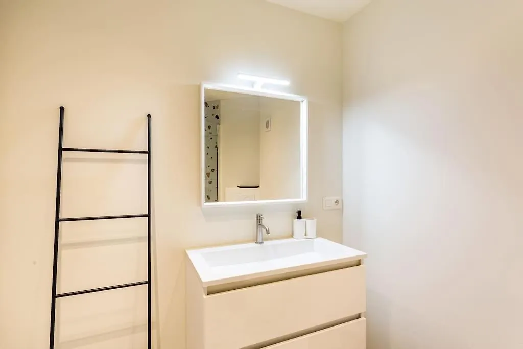 아파트 Stijlvol Duplex Appartement 안트베르펜